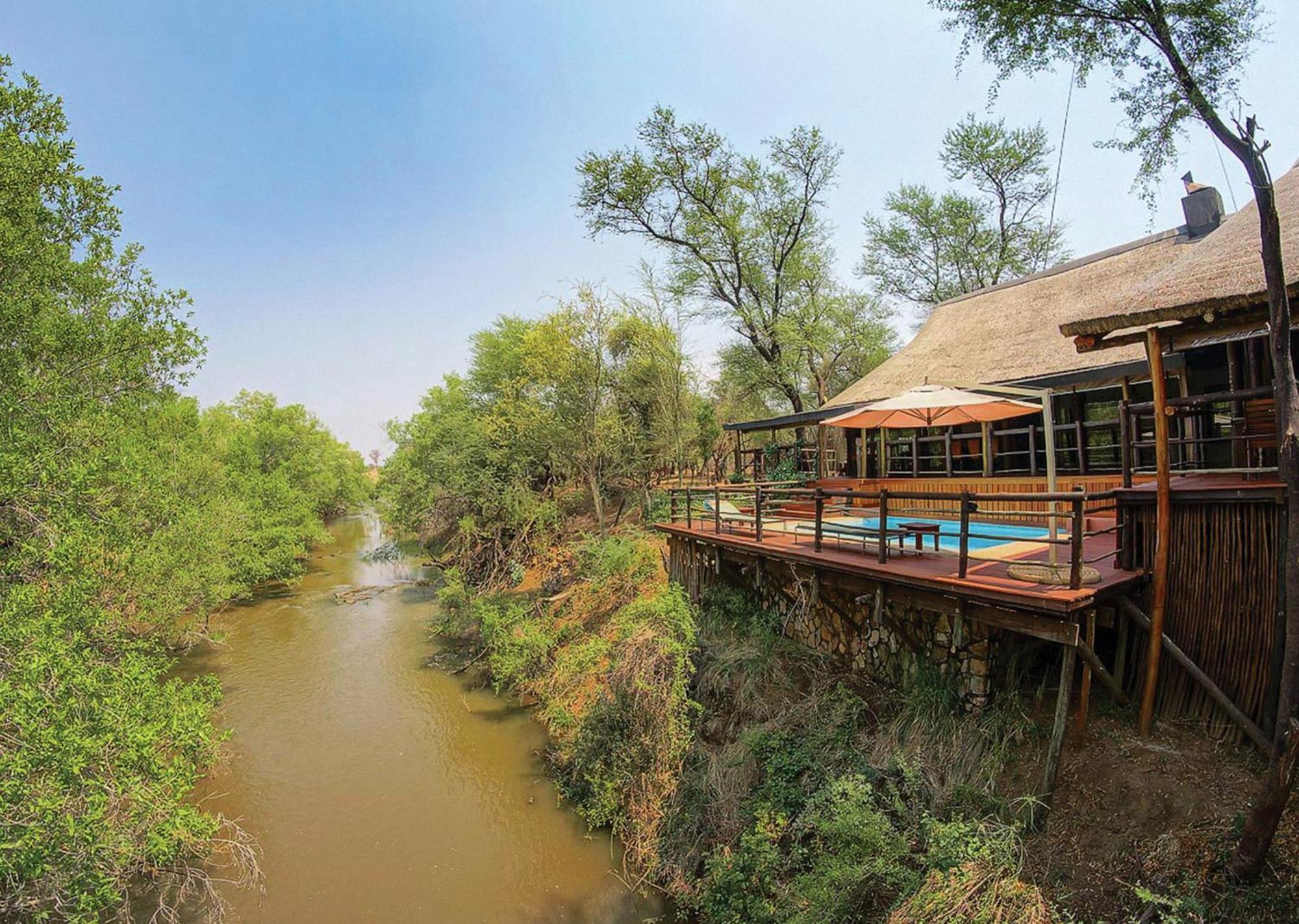 Madikwe River Lodge By Dream Resorts มาเดิคเวเกมรีเซิร์ฟ ภายนอก รูปภาพ
