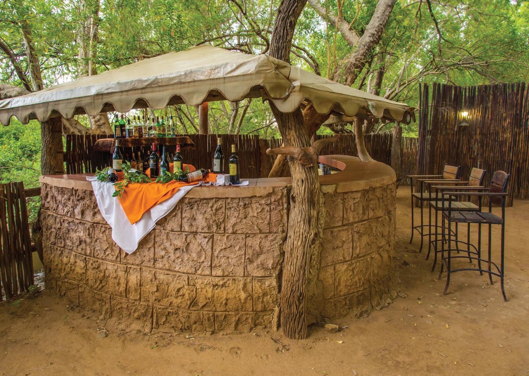 Madikwe River Lodge By Dream Resorts มาเดิคเวเกมรีเซิร์ฟ ภายนอก รูปภาพ